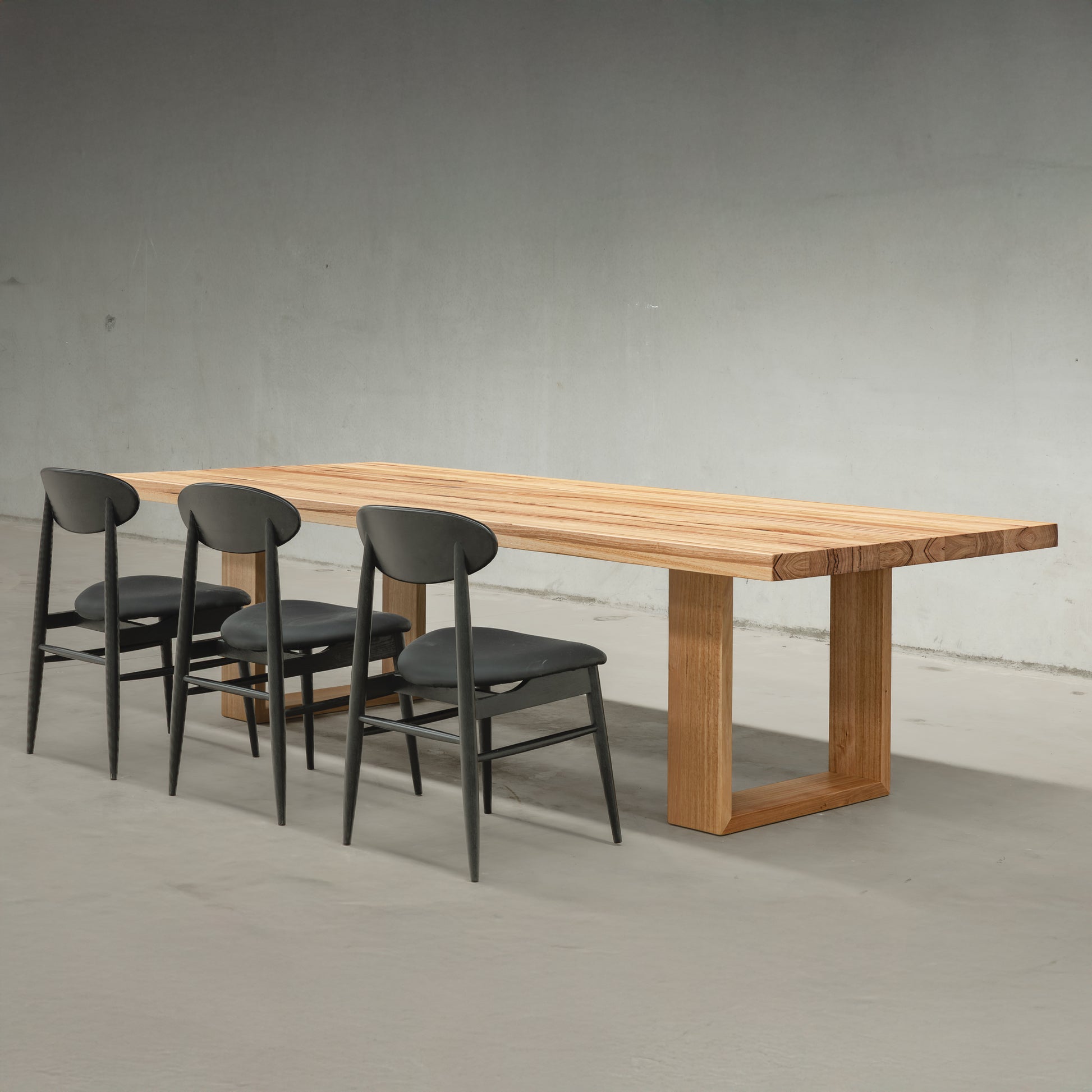 Oslo Dining Chair Black American Oak – Imported