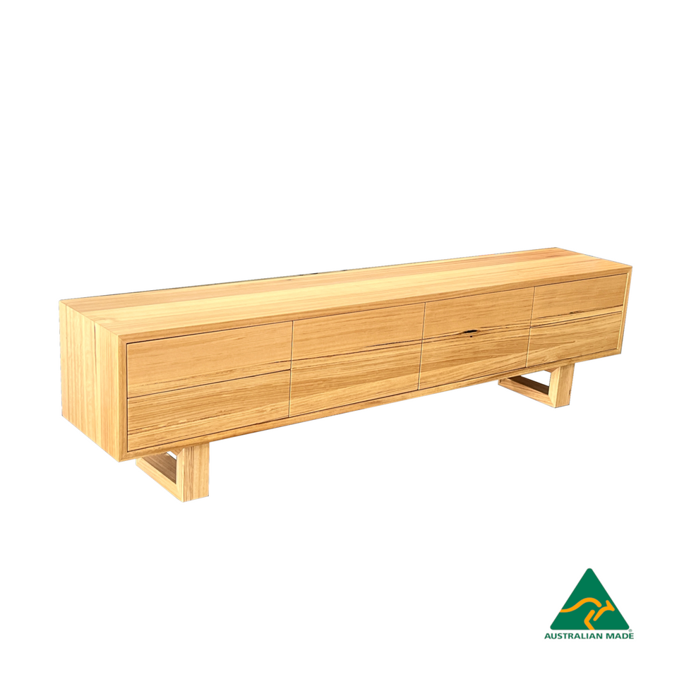 Osaka Entertainment Unit 2400