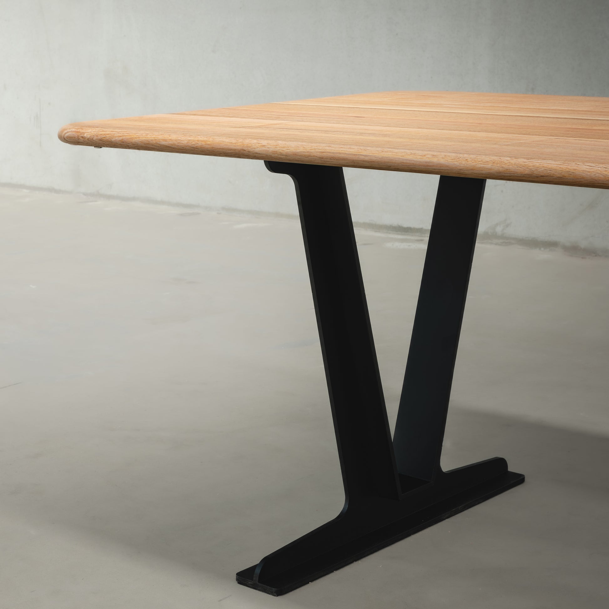 Sorrento Dining Table 2500x1000x32 Tasmanian Oak