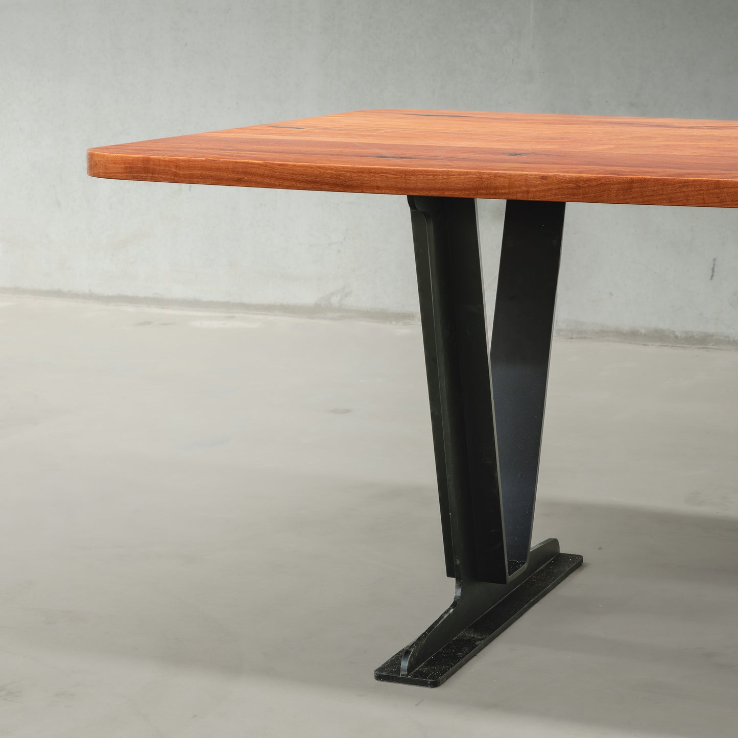 Red Gum Dining Table 2700x1100x32 Red Gum